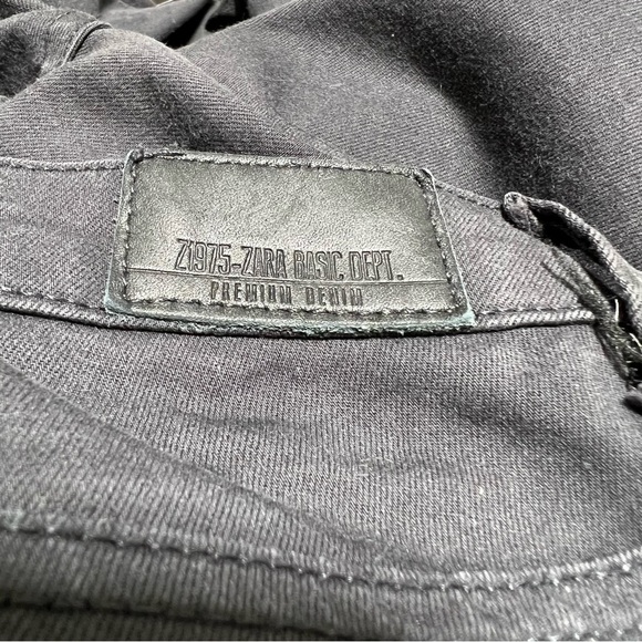ZARA BASIC Z-Z1975 Zippered Black Denim Pants, Size 8, #189 - Picture 6 of 15